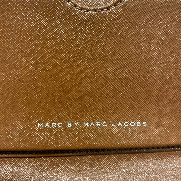 Marc Jacobs Bright Orange Wristlet Wallet - Picture 6 of 10